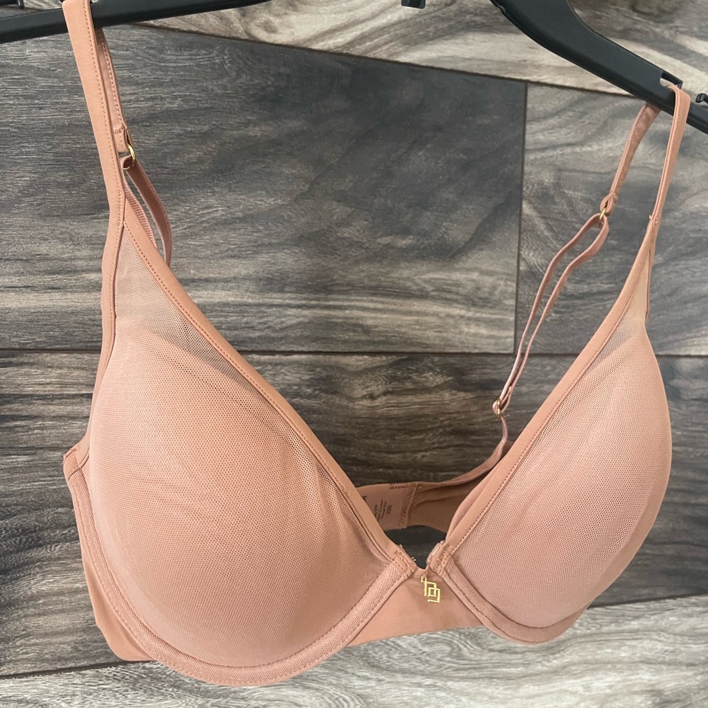 Thirdlove 24/7 classic contour plunge bra 30E
